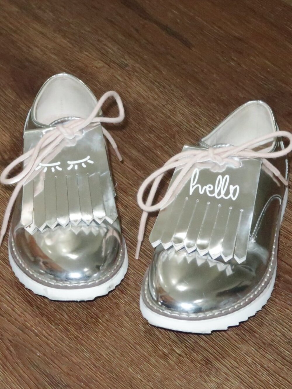 Girls Zara Silver Metallic Fringe Loafers Lace Up Shoes Hello size 31 US 13/13.5